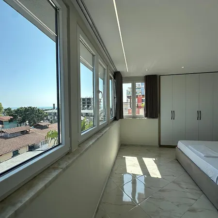 Daire Velora Stays- Beachfront *