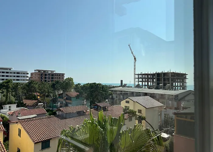 Daire Velora Stays- Beachfront *